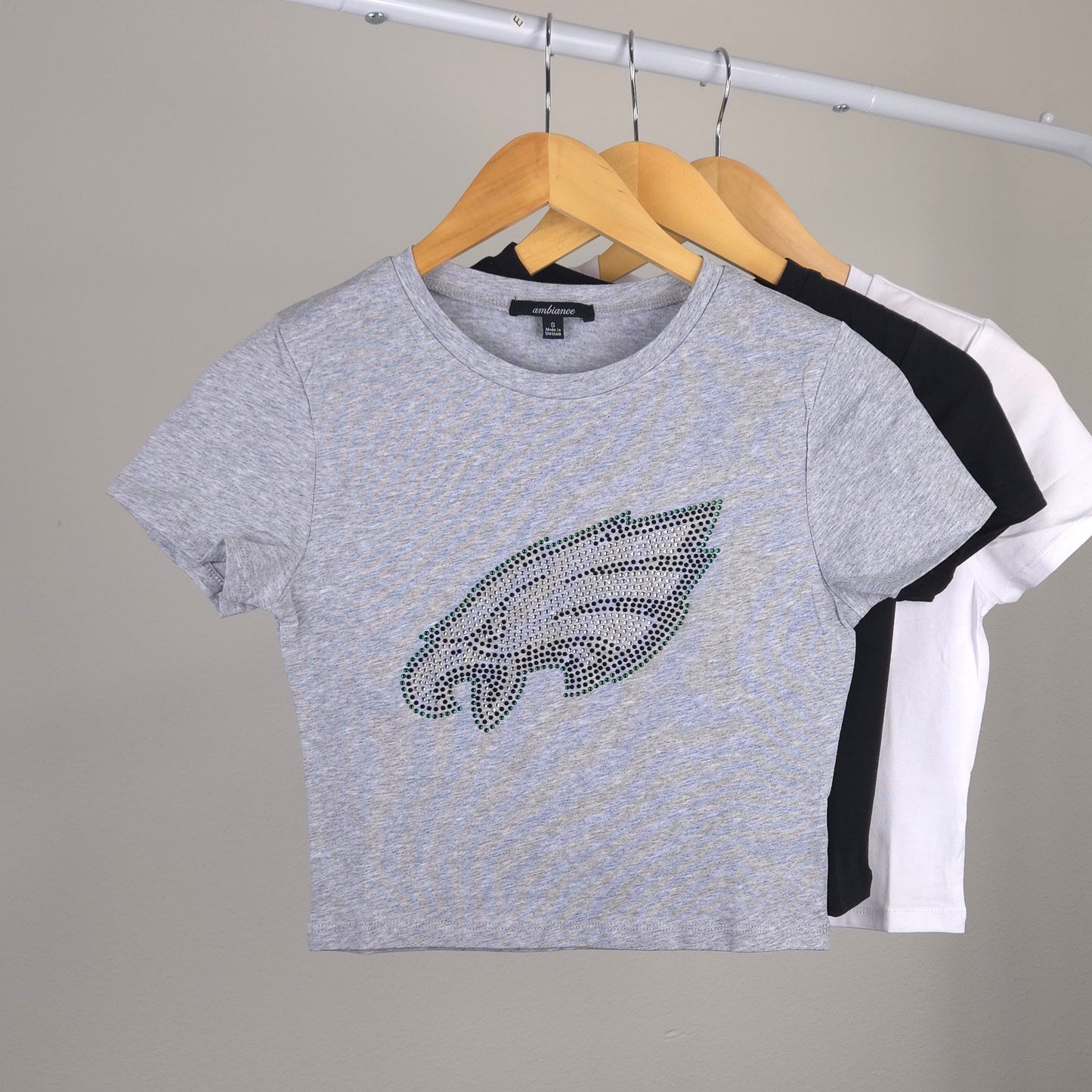 Philadelphia Eagles Rhinestone Cropped T-shirt