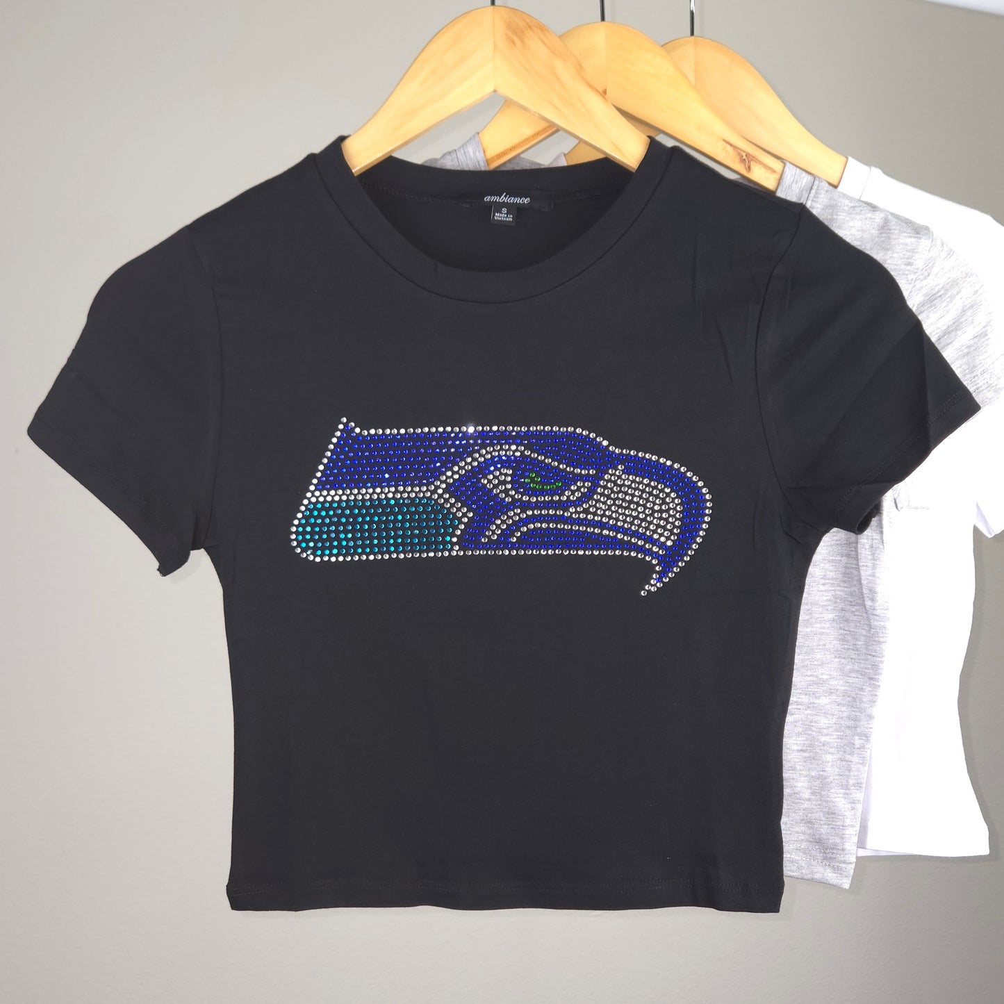 Seattle Seahawks Rhinestone Cropped T-shirt