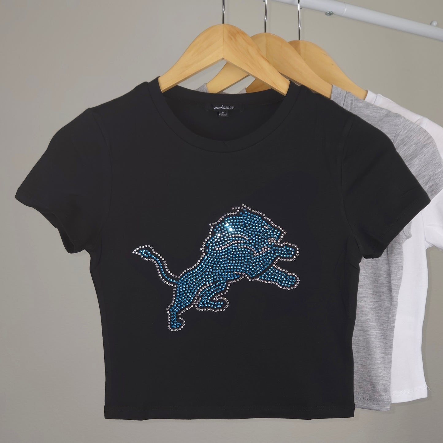 Detroit Lions Rhinestone Cropped T-shirt