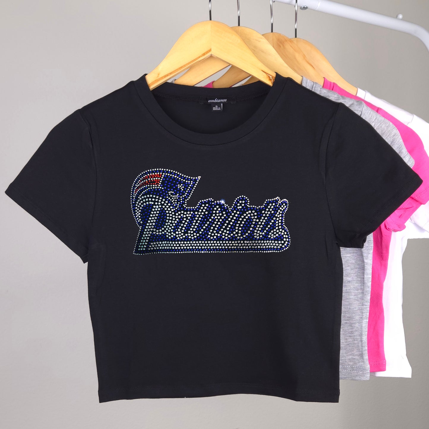 New England Patriots Rhinestone Cropped T-shirt