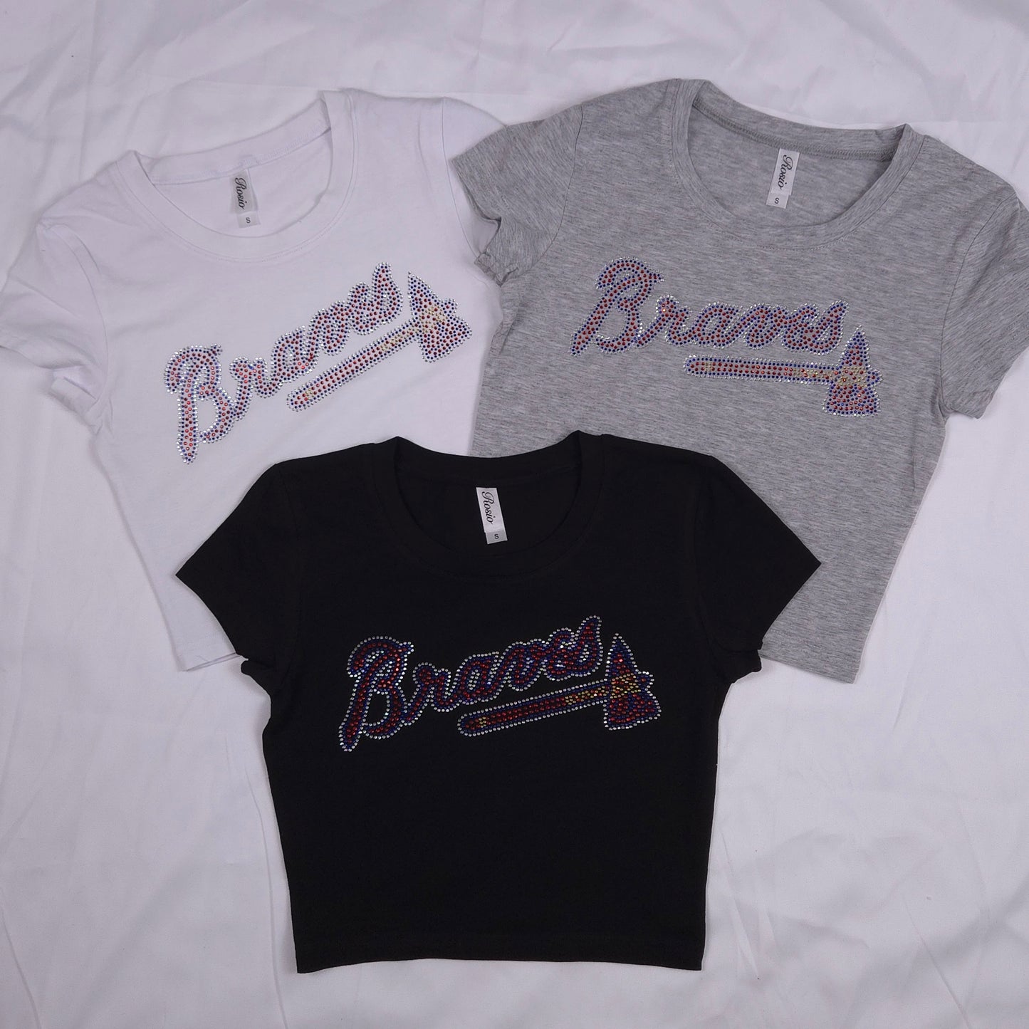 Atlanta Braves Rhinestone Cropped T-shirt